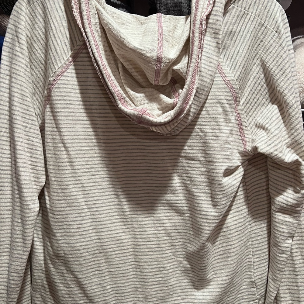 Hem & Thread Lightweight Hoodie - image 2